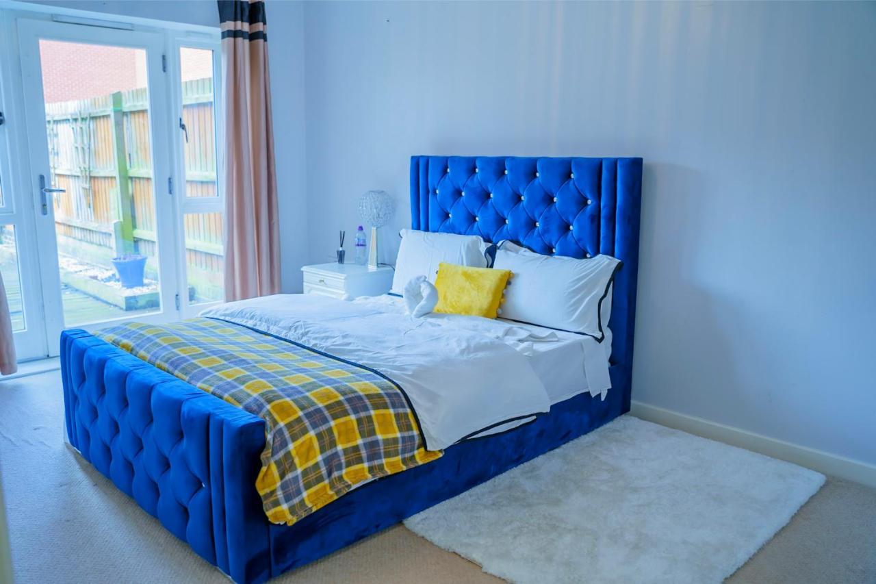 Millward Homes Bletchley Buitenkant foto